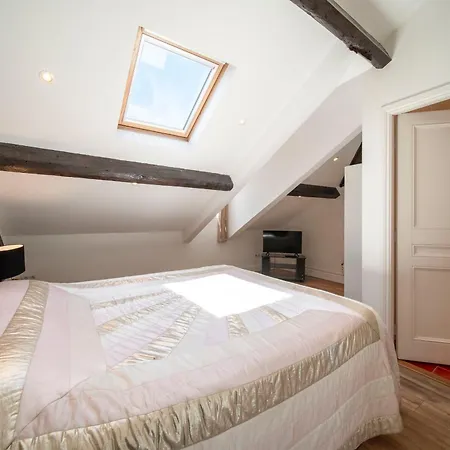 Willa Ref 1831 - Center - For Rent Cannes
