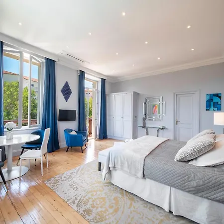 Ref 1831 - Center - For Rent Cannes