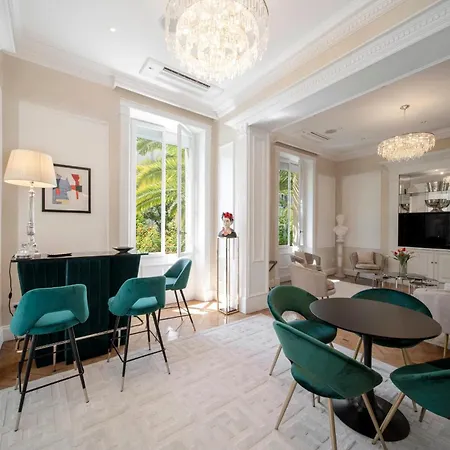 Ref 1831 - Center - For Rent Κάννες