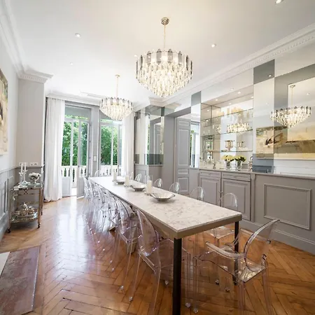 Villa Ref 1831 - Center - For Rent *