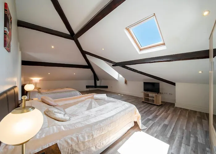 Ref 1831 - Center - For Rent