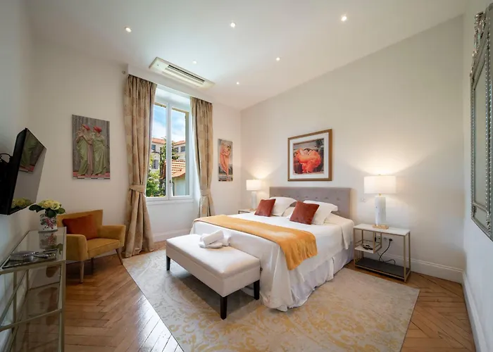 Ref 1831 - Center - For Rent Villa Cannes