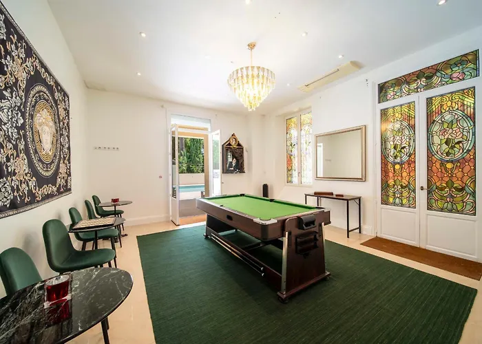 Ref 1831 - Center - For Rent Cannes