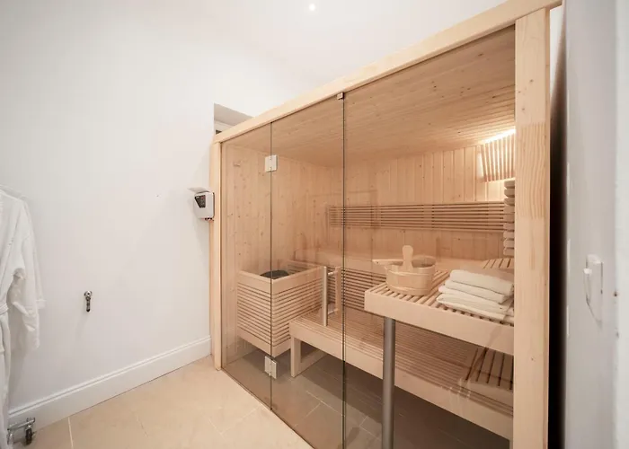 Ref 1831 - Center - For Rent Willa Cannes