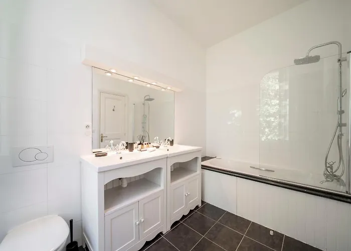 Willa Ref 1831 - Center - For Rent