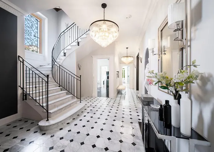 Ref 1831 - Center - For Rent Willa *