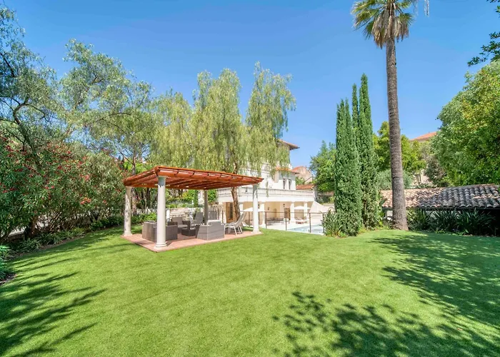 Ref 1831 - Center - For Rent * Cannes